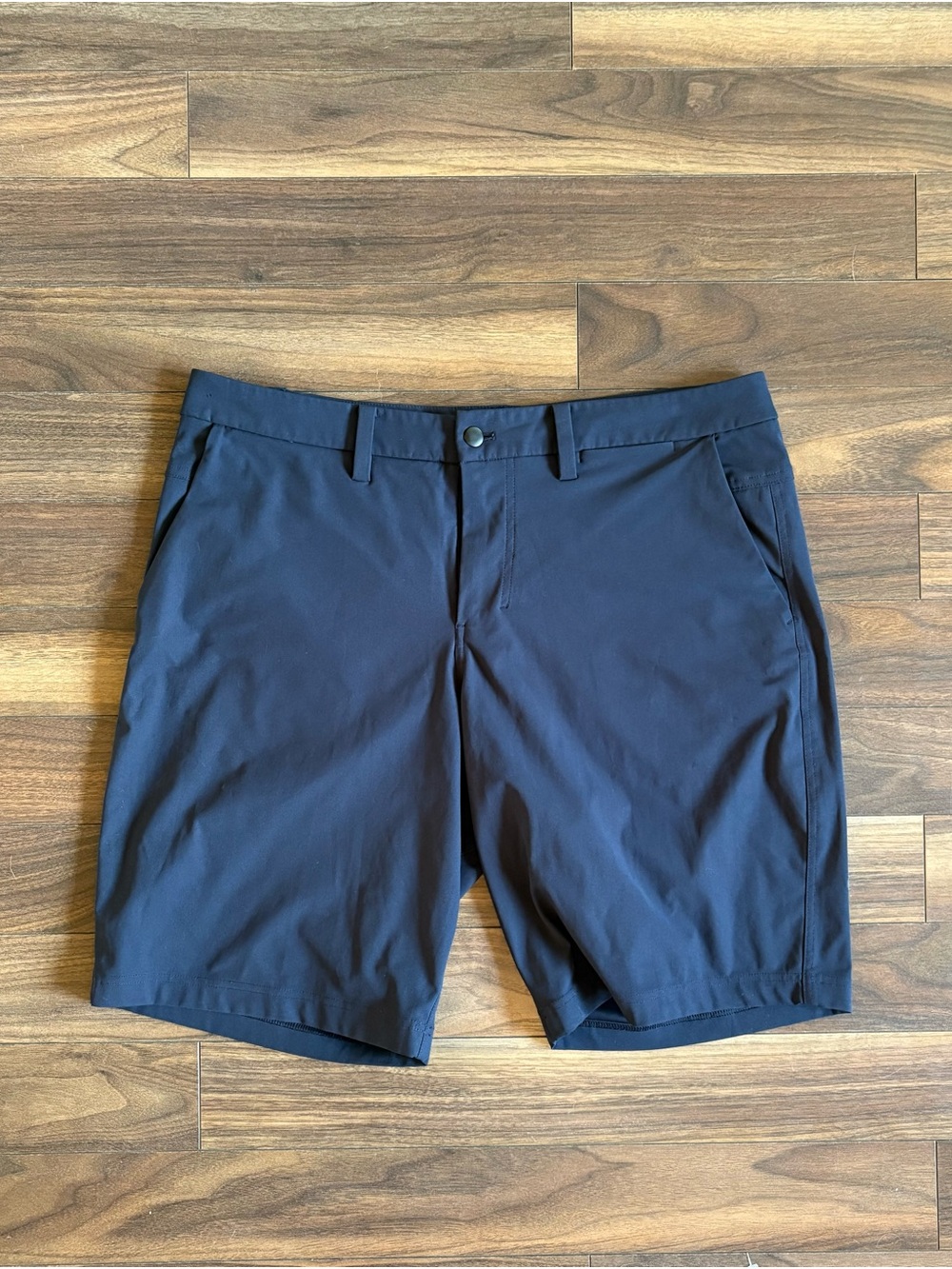 lululemon athletica Men's Navy Flat-Front Performance Shorts